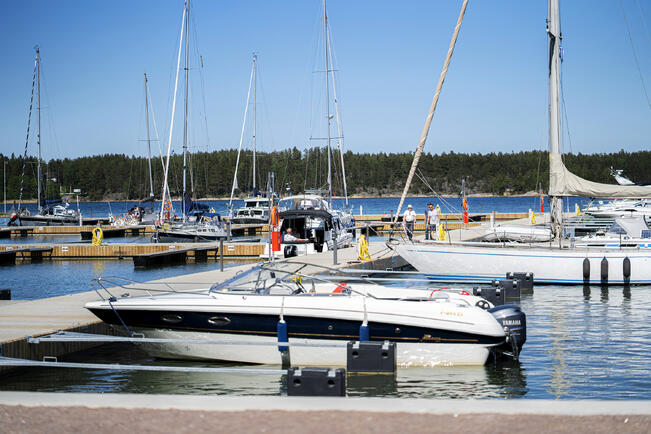 Nauvon vierasvenesatama on Saaristomeren suurin.