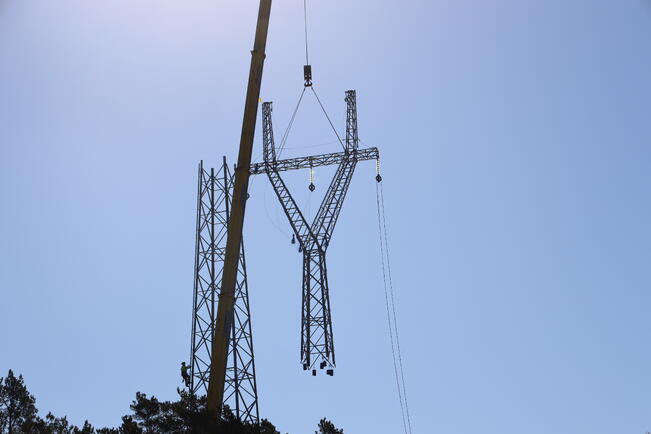 Rymättylän voimajohtoon asennetaan 15 lumikuorma-anturia.