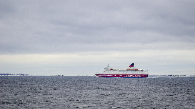 Viking Line ottaa käyttöön polttoainelisämaksun kaikilla reiteillään kohonneiden polttoainekustannusten vuoksi.