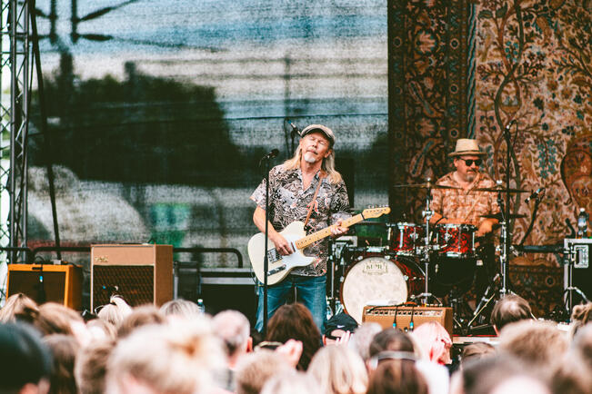 J. Karjalainen tunnelmoi Logomon Terassikesässä myös tänä vuonna. 