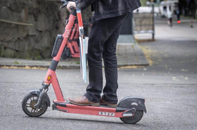 Skuuttipartio havainnoi, ratkaisee sähköpotkulautailun ongelmia ja tuottaa tietoa tulevien päätösten tueksi. 