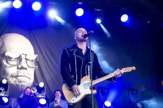 Juha Tapio nähdään myös kirkkokonsertissa DBTL:ssä.