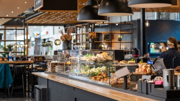 Myllyn Prisman yhteydessä oleva Kulman Kuppila uudistettiin syksyllä.