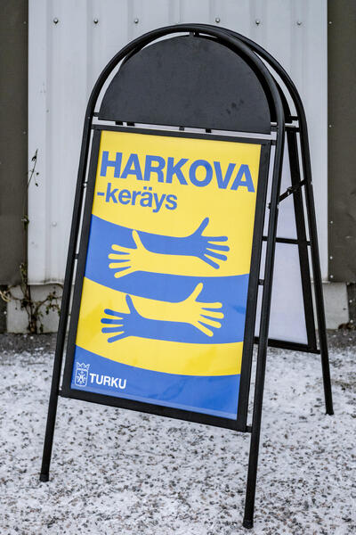 Turkulaisilta kerättiin lämmityslaitteita ja muita tarvikkeita Harkovaan toimitettavaksi joulukuussa 2022.