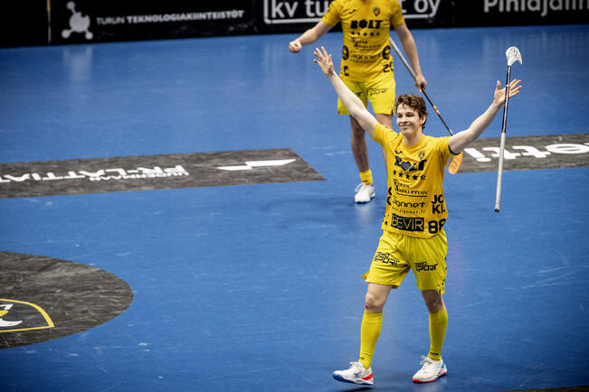 Nikolas Laaksosen johtama FBC:n ykköskenttä on iskenyt komeasti maaleja alkukaudesta.