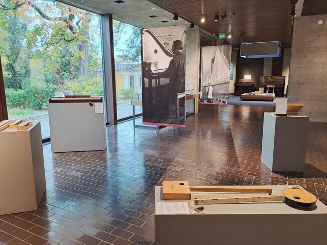 Juhani Pohjanmiehen elämäntyöstä kertova näyttely on harvinaista herkkua. Vastaavaa tuskin on aiemmin ollut.