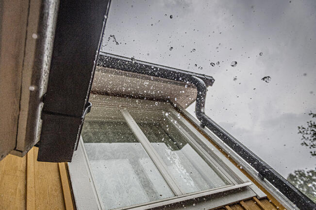 Sadeveden omakotitaloille aiheuttamat vahingot ovat lisääntyneet.