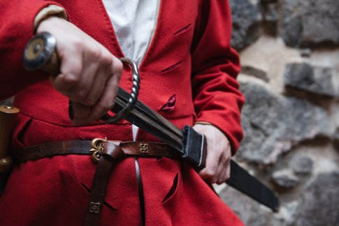 Kruunun v&#228;ke&#228; -n&#228;yttely avautuu Turun linnassa.