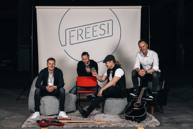 Freesi on tehnyt jouluisen videon.