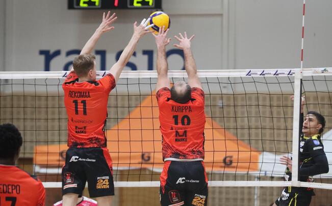 Mauri Kurppaa ei nähdä enää Loimun paidassa.