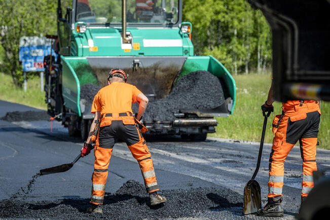 Päällystystöiden kausi on alkamassa.