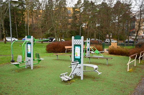 Kalevanniemenpuiston ulkokuntoilualuetta p&#228;ivitet&#228;&#228;n asukasbudjettivaroilla. 
