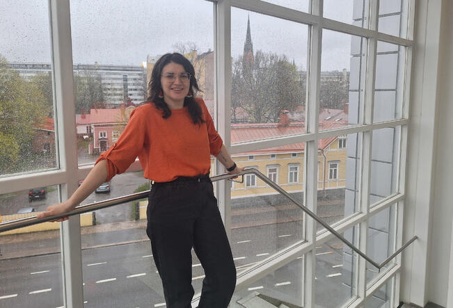 Ratapihankadun maisemissa on tapahtunut iso osa Alisa Salosen elämää viimeisen 12 vuoden aikana.