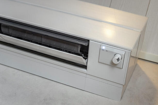 Ilmalämpöpumppua tulee huoltaa säännöllisesti.