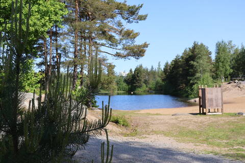 Festivaali järjestetään festivaali Maskun Rivieralla Isonkiven rannalla. 