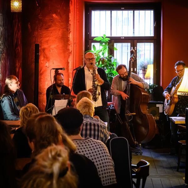 Turun konservatorion opettajien kokoonpano Rica Barissa Monday Jazz Happeningin syksyn aloituksessa vuonna 2019. 