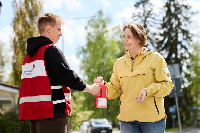 Punaisen Ristin Nälkäpäivän lipaskeräys käynnistyy torstaina. 