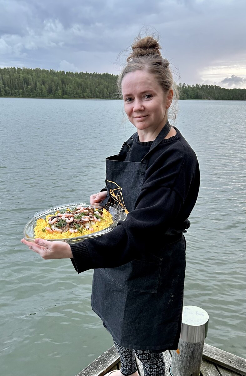 Kristiina Ponsimo oli lapsena isoäitinsä mukana keittiössä ja hyödyntää tämän perinnereseptejä edelleen aktiivisesti. 