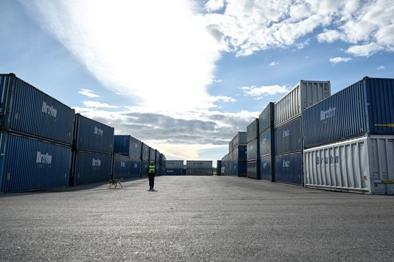 Ty&#246;ryhm&#228;n teht&#228;v&#228;n&#228; on vahvistaa satamaturvallisuutta ja varmistaa satamien h&#228;iri&#246;t&#246;n toiminta est&#228;m&#228;ll&#228; j&#228;rjest&#228;ytyneen rikollisuuden toimijoiden toiminta satamissa.