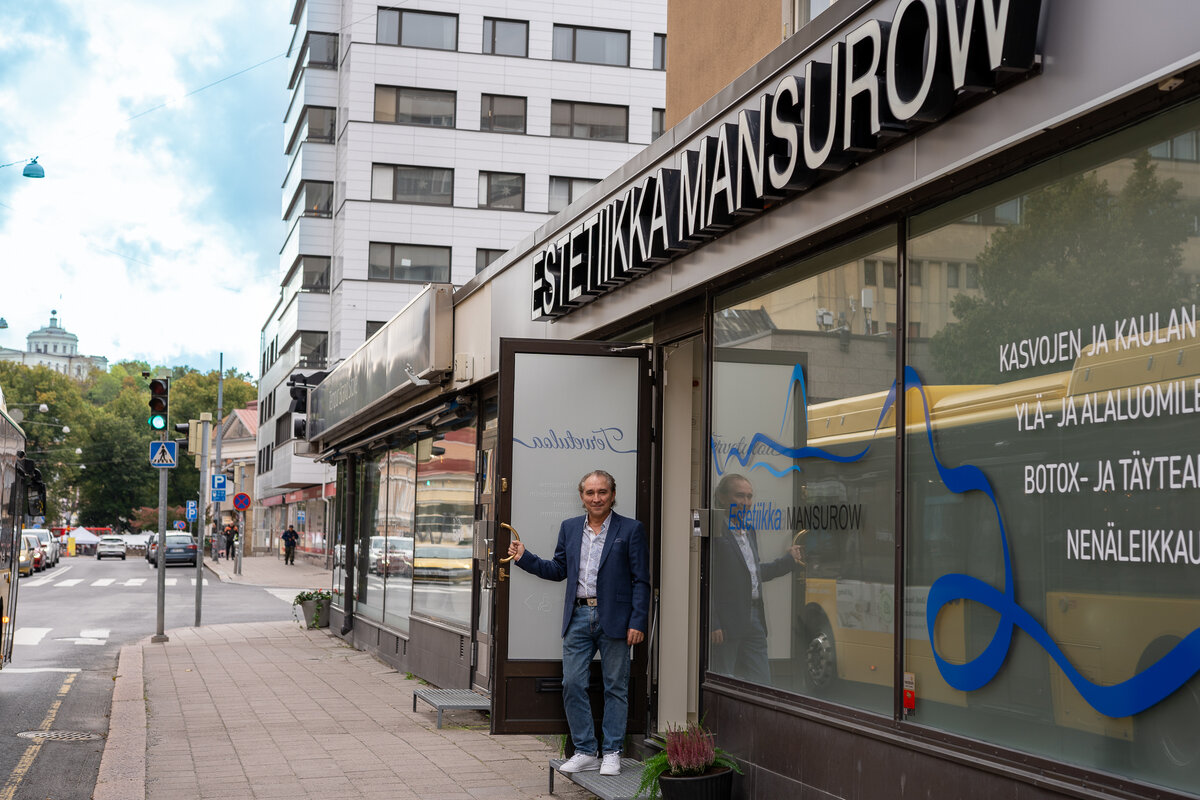 Ennen toimenpiteitä saatettiin pitää pinnallisina, mutta nykyään ne nähdään yhä useammin osana hyvinvointia ja jopa elämänlaatua parantavina valintoina, kertoo Furkat Mansurow.