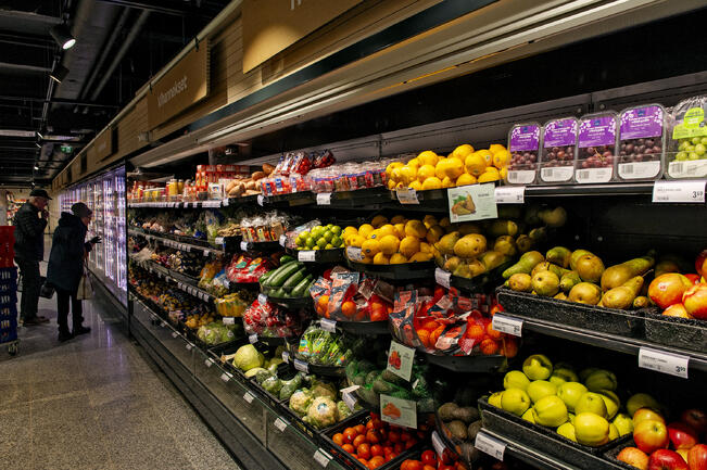 Hedelmien ja marjojen myynnin arvo kasvoi heinä–syyskuussa 18 prosenttia.