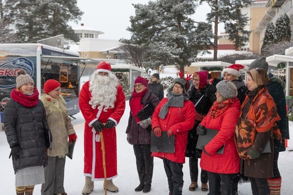 Joulupukki vierailee joulutapahtumissa myös tänä vuonna. Kuva on vuodelta 2023.  
