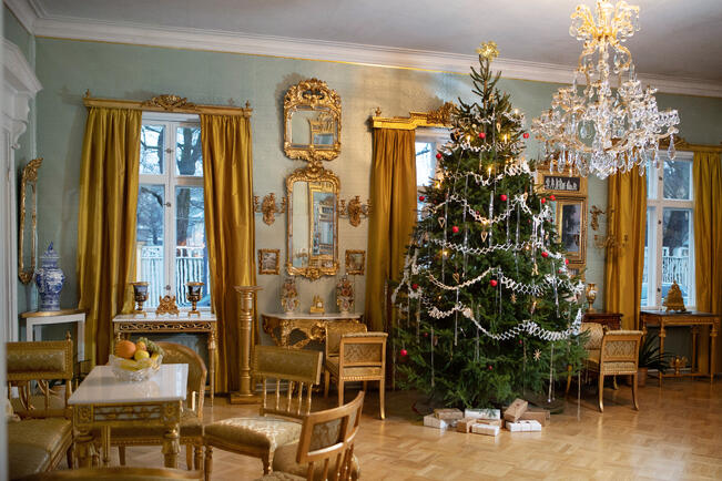 Ett Hem -museon joulukuusi. 