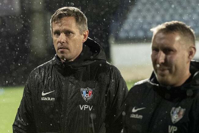 Vesa Vasara (vas.) jatkaa Interin päävalmentajana kauden 2027 loppuun. Ville Peltonen jatkaa fysioterapeutin työnsä ohella suorituskyky-yksikön päällikkönä.