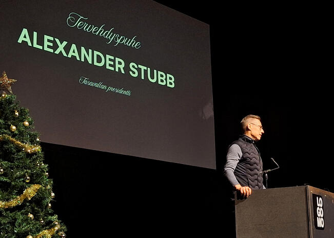 Turun seudulla joulua viettävä tasavallan presidentti Alexander Stubb vieraili Logomon joulujuhlassa tuomassa joulutervehdyksensä kutsuvieraille.