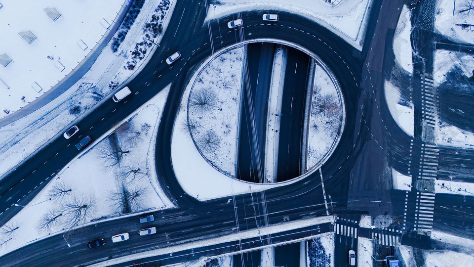 Odotukset tulevan vuoden talouskasvusta ovat toisinto vuodentakaisesta, ja ennustelaitosten odotukset bruttokansantuotteen kasvusta vaihtelevat suuresti.