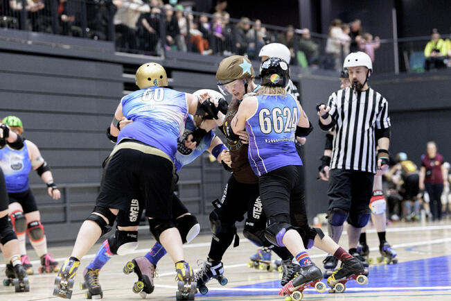 Turun roller derby -seura Dirty River Roller Derby järjestää kauden ainoan SM-runkosarjan turnauksensa sunnuntaina 18. tammikuuta.