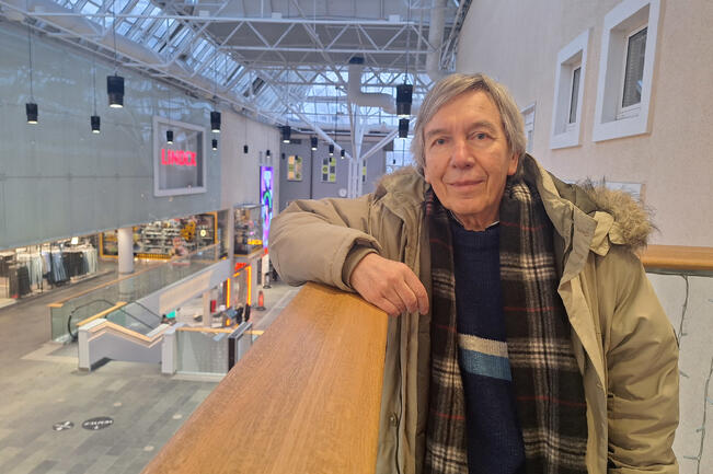 – Jos olisin aiemmin keskittynyt enemmän kirjoittamiseen, minulla olisi jo monta kirjaa valmiina, Kalevi Kotamäki sanoo.