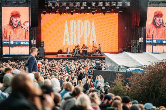 Arppa esiintyy Linnanpuistossa sunnuntaina 14. kesäkuuta 8-pack-kokoonpanonsa kera. 
