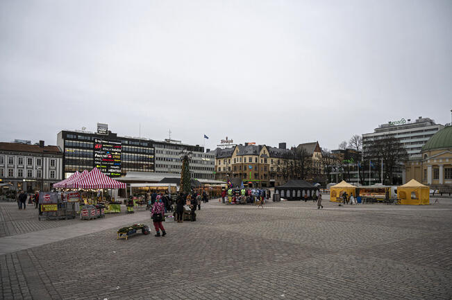 Turun kauppatori viime joulukuussa.
