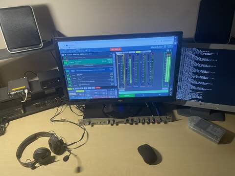 ZoomRock-aseman mikseri pyörii Google Chrome -selaimessa. 