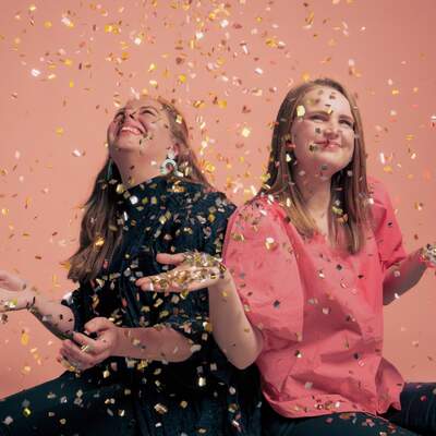 Aurora Visa ja Annika Lyytikäinen.