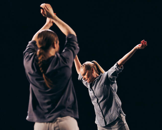 Suvi Nieminen (vas.) ja Anu Sistonen.