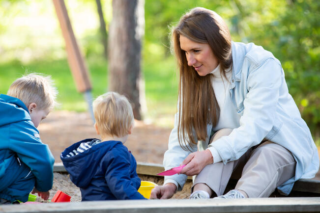 Suomalaisten nuorten aikuisten toiveissa talouden ja yhteiskunnan tulevaisuuden kehitykselle korostuvat solidaarisuus, kestävä kehitys, luontoyhteys ja itsensä kehittäminen.