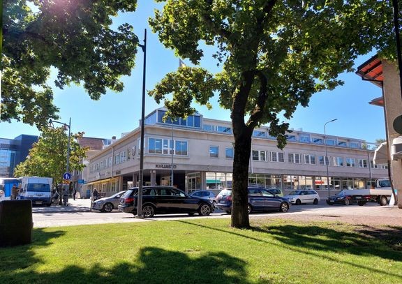 Kirjastojärjestelmän päivitys aiheuttaa poikkeuksia Naantalin kirjastojen aukioloihin.  
