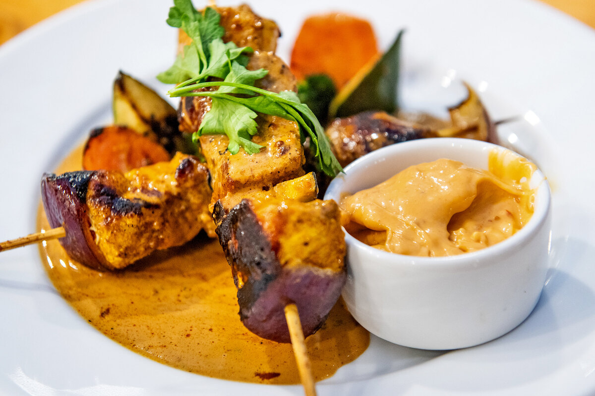 Pikkupihvi avaa ravintolan Skanssiin.