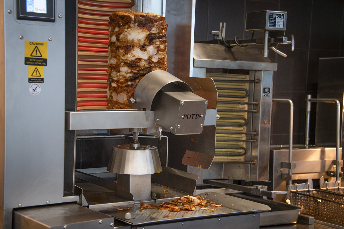 Länsikeskuksen Citymarketin yhteydessä oleva Hesburgerissa  alkaa toimia kaksi konseptia: perinteinen Hesburger sekä Kreikan ja Turkin herkkuja tarjoava Döner HeseKebab & Gyros. 