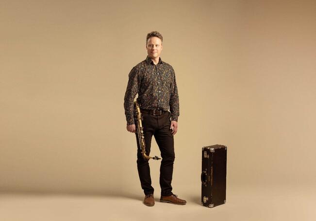 Teemu Takasen johtama Takatonic esiintyy Café Tiljanissa lauantaina.  