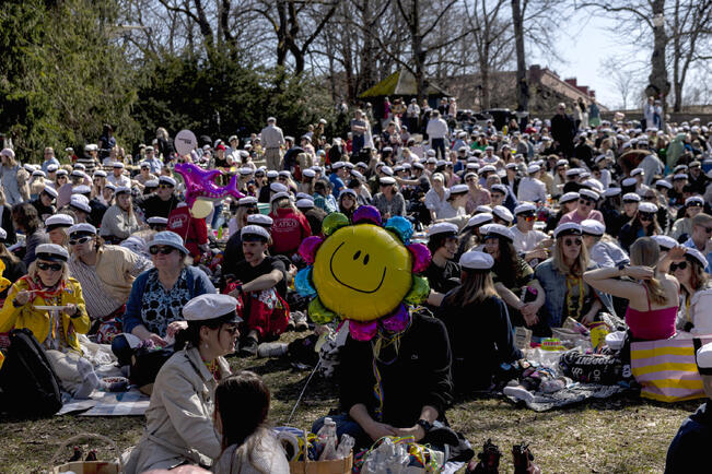 TYYlikäs Vappupiknik -tapahtumassa julistetaan kesärauha jo toistamiseen. 