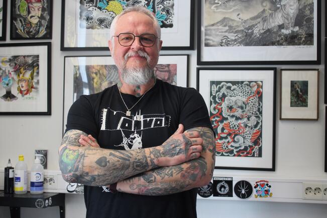 Henri Laine järjestää Mustemessu-tatuointitapahtumaa Turkuun.