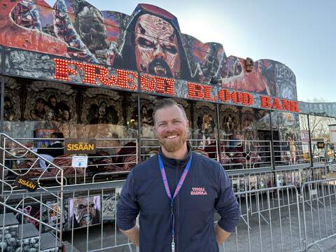 Kummitusjuna Lordi Ghost Train palasi tivolikentälle perusteellisen remontin jälkeen. Lordin Euroviisuvoitosta tulee tänä vuonna 20 vuotta, joten ajoitus on sikälikin täydellinen, tuumaa Tivoli Sariolan toimitusjohtaja Ville Sariola. 