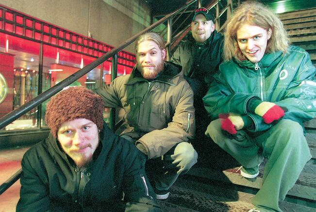 Dust Eater Dogs vuonna 1998. 