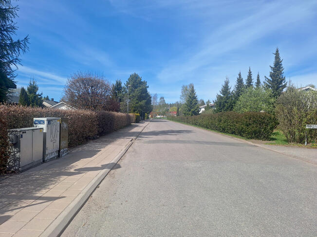 Räntämäessä sijaitsee monta katua, jotka ovat saaneet nimensä Turun piispojen ja Maarian kirkkoherrojen mukaan.