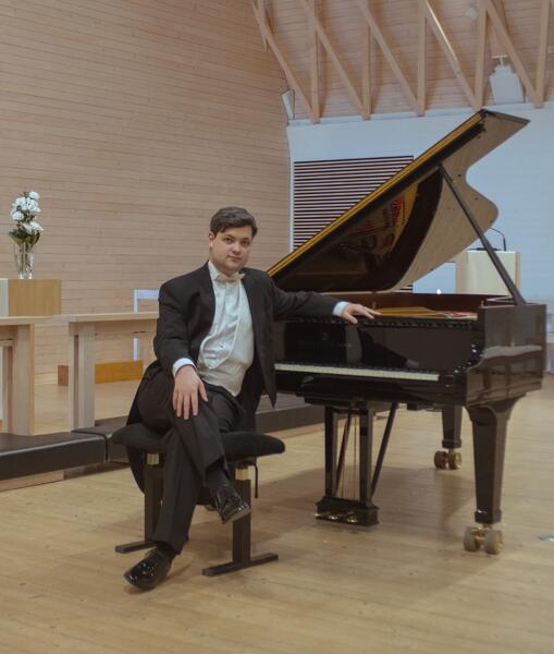 Aleksei Rybakov.