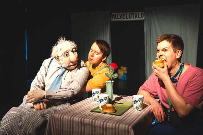 TIP-Festeillä nähdään muun muassa porilaisen RakastatTeatterin Vaaria etsimässä.