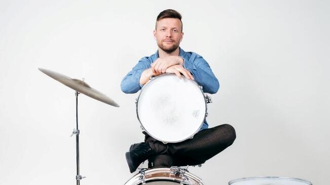 Jaska Lukkarinen esiintyy Turku Jazz Orchestran kanssa Sigyn-salissa perjantaina. 
